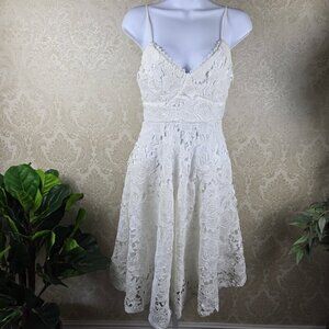 Lulu's Size XS "Nora Lee" White Lace Dress Adj Straps Exposed Back Zip Pockets